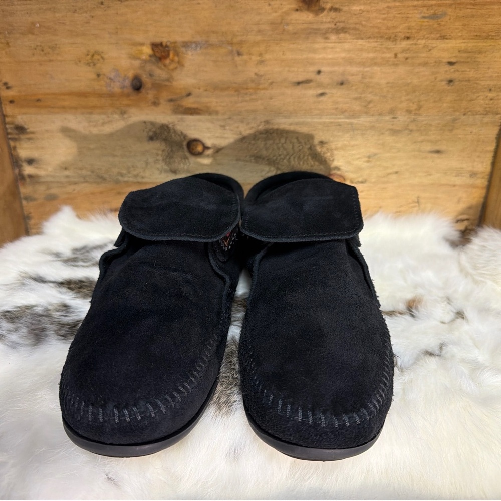 Minnetonka Black Suede Women’s Loafers - Picture 2 of 10